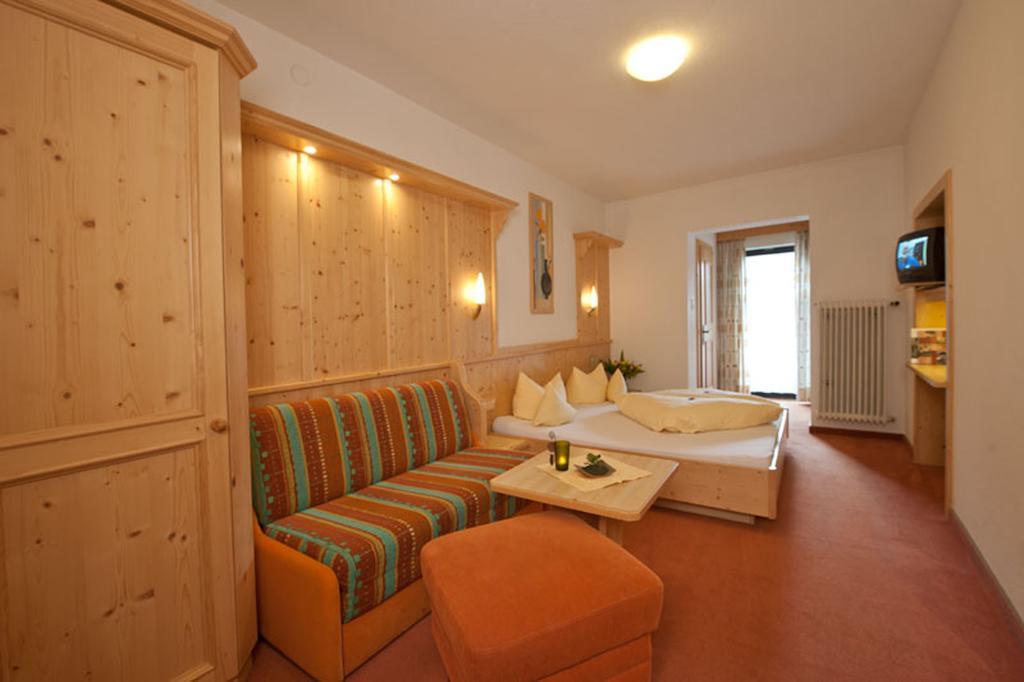 Triple Room,1589495014:JPEG